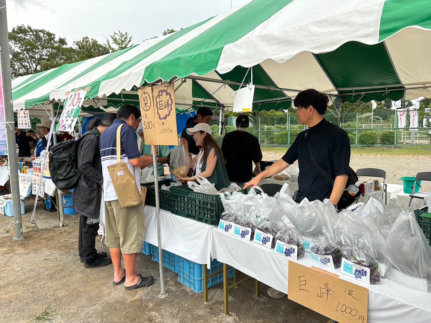 夏の風物詩「伊奈まつり」盛況（伊奈支店：伊奈町）